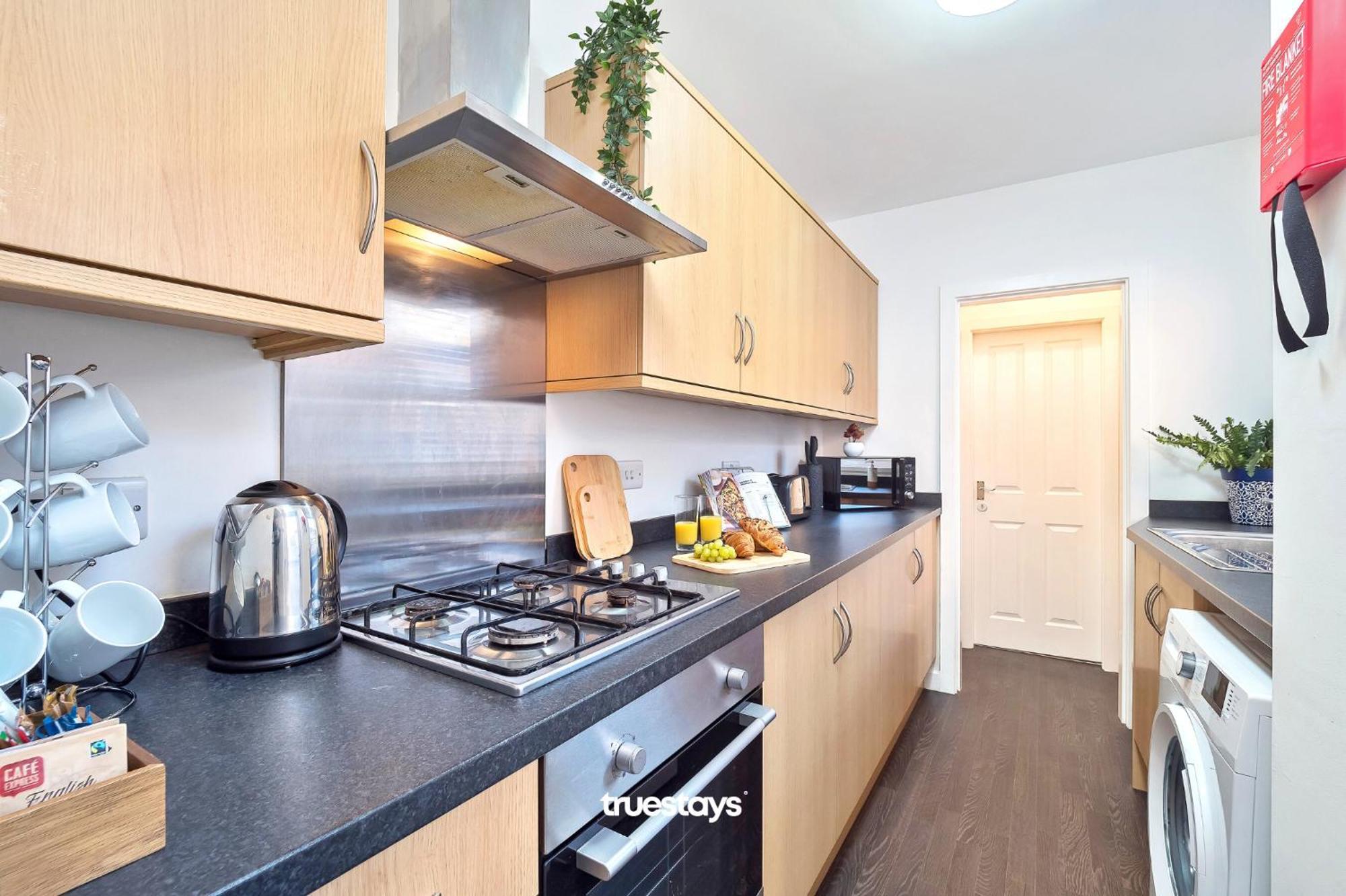 Nursery House By Truestays - 3 Bedroom House In Stoke-On-Trent Exteriör bild
